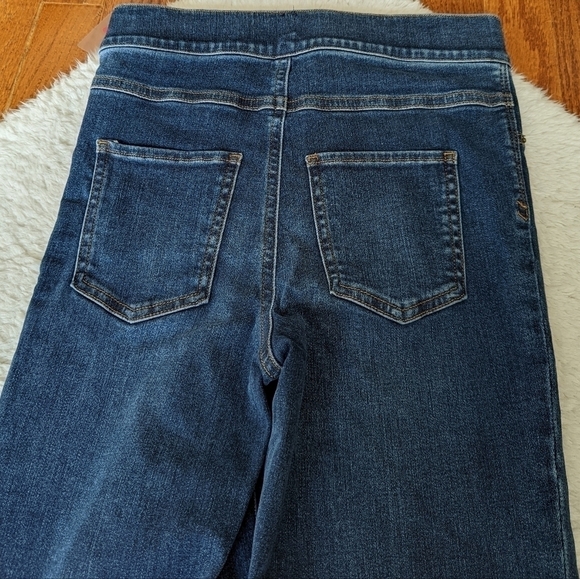 Spanx cropped flare jeans denim medium wash xs NEW - Picture 9 of 16